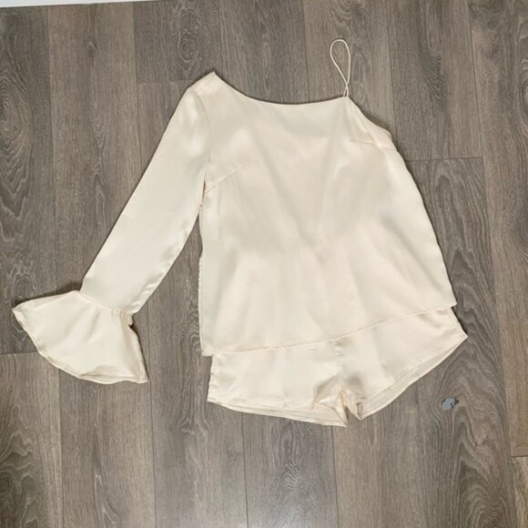 Sabo Skirt Luxe Satin Romper One Shoulder Flare Long Sleeve Playsuit Jumpsuit - Picture 2 of 16